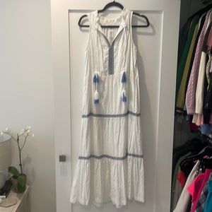 Beautiful white Tommy Bahama maxi dress